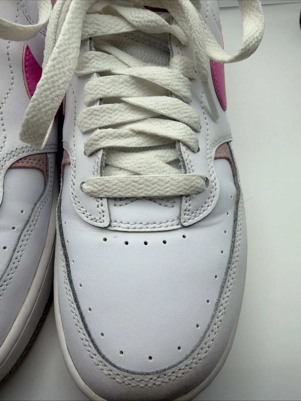 Nike classic low
